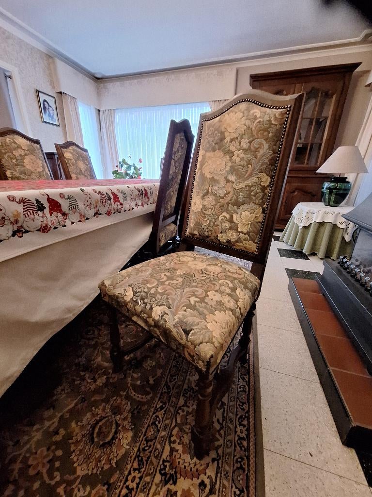 Eiken eetplaats, Ophalen, Gebruikt, Franse/Belgische rustieke meubels, 6 tot 8 stoelen