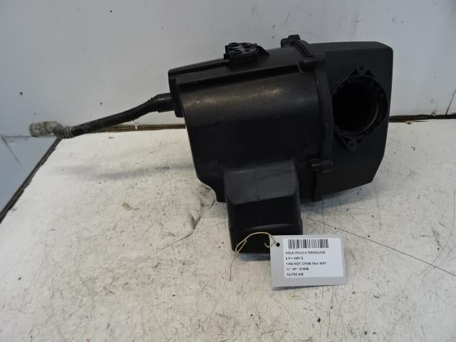 FILTRE À AIR Volkswagen Polo V (6R) (6R0120601G), Autos : Pièces & Accessoires, Utilisé, Volkswagen