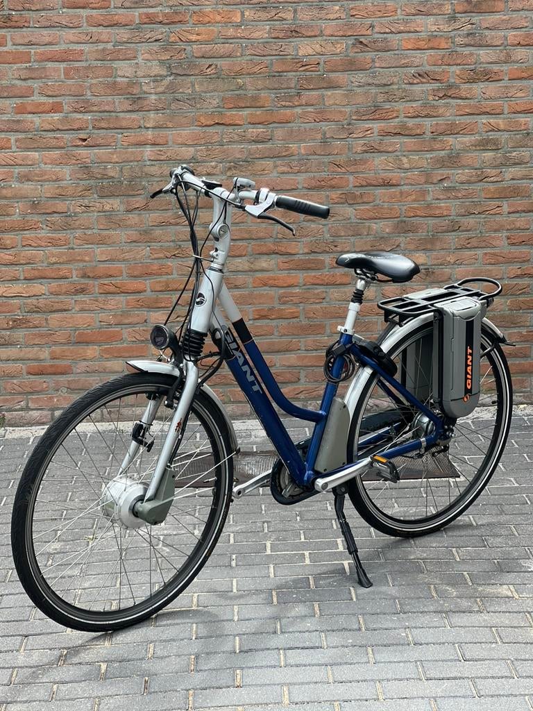 Vélo électrique Giant à double batterie, Vélos & Vélomoteurs, Vélos électriques, Comme neuf, Giant, Enlèvement