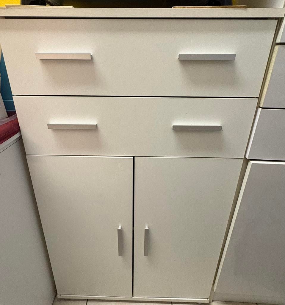 Wit kastje, Ophalen, (Half)hoge kast, Gebruikt, 50 tot 100 cm