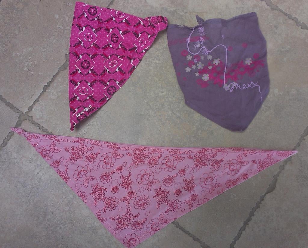 3 merk sjaaltjes mt 86 - 92, Kinderen en Baby's, Babykleding | Maat 86, Ophalen of Verzenden, Zo goed als nieuw, Meisje, Jurkje of Rokje