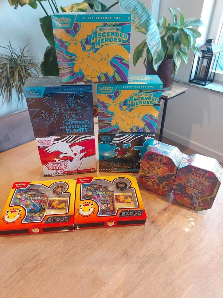 Pokémon ETB/boîtes/boîte de collection, Collections, Jouets, Enlèvement