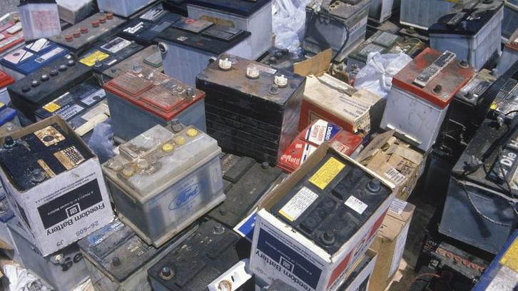 GRATIS OPHALEN – OPRUIMING HUIS / GARAGE, Divers, Lots de brocante, Utilisé, Enlèvement