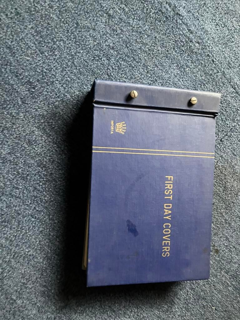 Vol boekje postzegels, bieden naar waarde, Postzegels en Munten, Aandelen en Waardepapieren, Ophalen of Verzenden