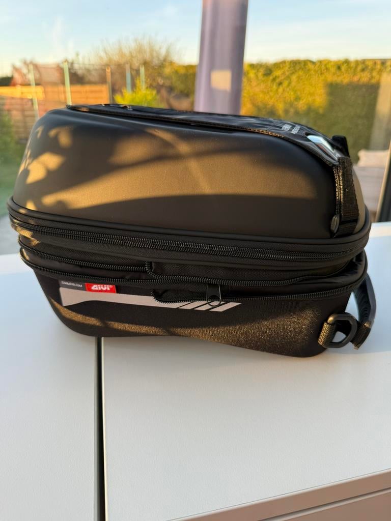 Sacoche de réservoir moto toutes marques, Motos, Accessoires | Valises & Sacs, Neuf, Enlèvement