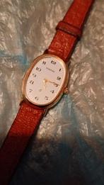 Belle montre pour femme, Pontiac, en métal doré, Montre-bracelet, Autres marques, Enlèvement ou Envoi, Cuir