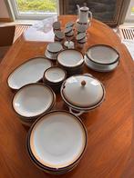 Volledig koffie- en tafelservies, Enlèvement