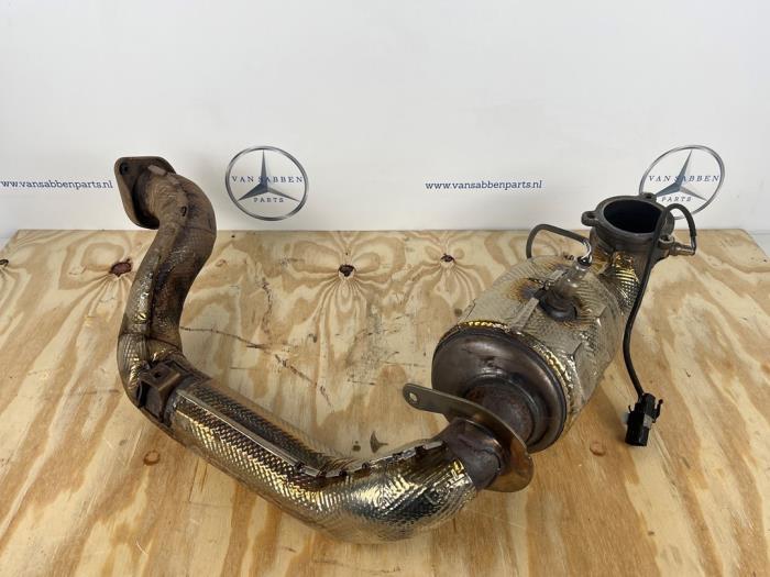 Catalyseur d'un Mercedes CLA, Autos : Pièces & Accessoires, Systèmes d'échappement, Mercedes-Benz, Utilisé, 3 mois de garantie