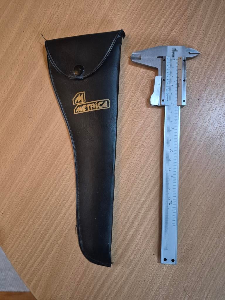 Metrica 150 mm precisieremklauw + koffer, Doe-het-zelf en Bouw, Meetapparatuur, Ophalen of Verzenden