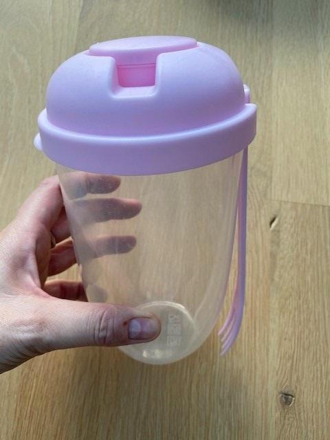 Tasse à emporter pour salade, Maison & Meubles, Cuisine| Tupperware, Comme neuf, Bol ou Canette, Enlèvement ou Envoi