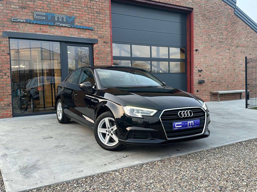 Audi A3 Limousine 1.5TFSi Leder - Navi - Xenon - Trekhaak!, Auto's, 4 deurs, 149 pk, Zwart, Leder