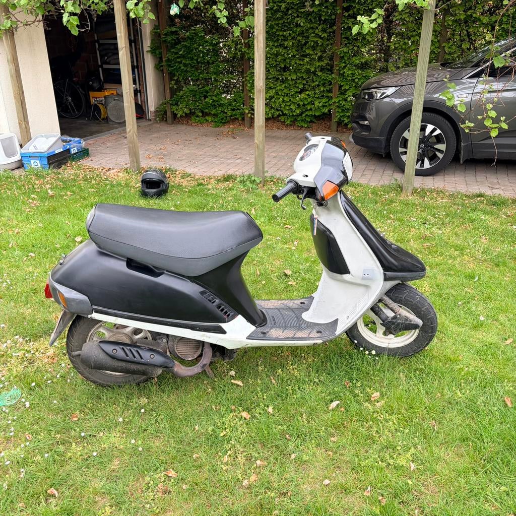 Honda vision b klasse, Vélos & Vélomoteurs, Cyclomoteurs | Honda, Enlèvement, Comme neuf