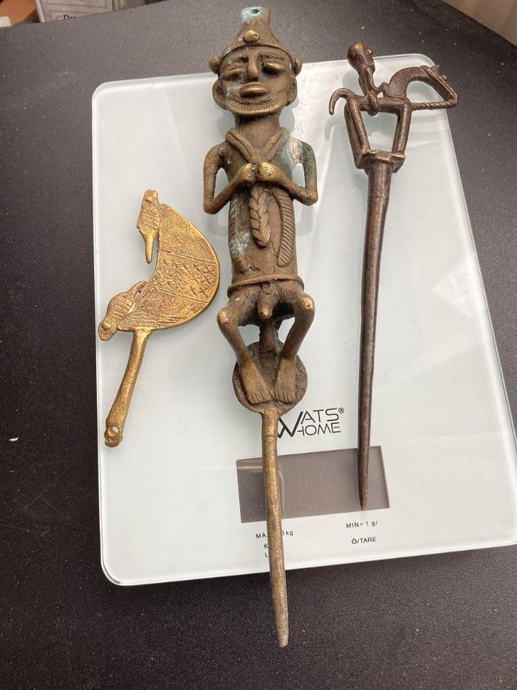 Tribal art bronzen stafhoofden s13, Antiek en Kunst, Kunst | Niet-Westerse kunst, Ophalen of Verzenden