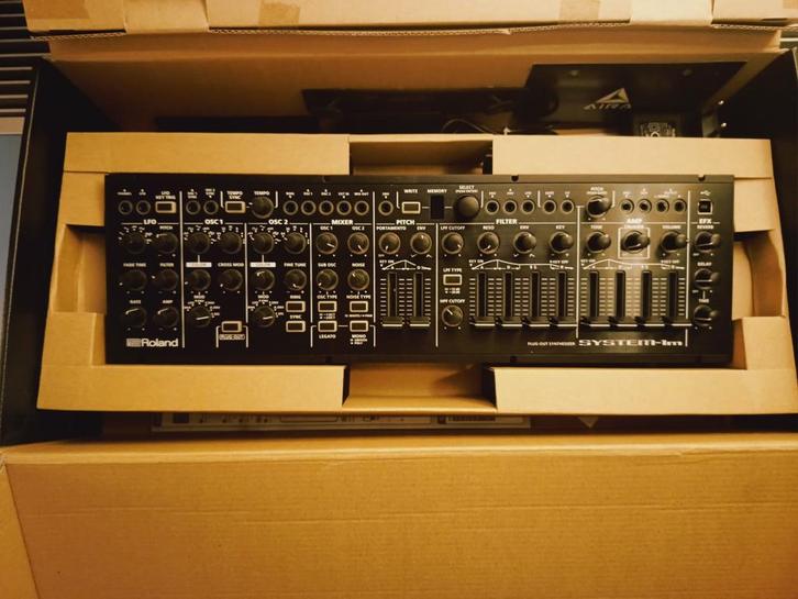 Roland System-1M (avec synthé extra PROMARS), Musique & Instruments, Synthétiseurs, Utilisé, Roland, Enlèvement ou Envoi