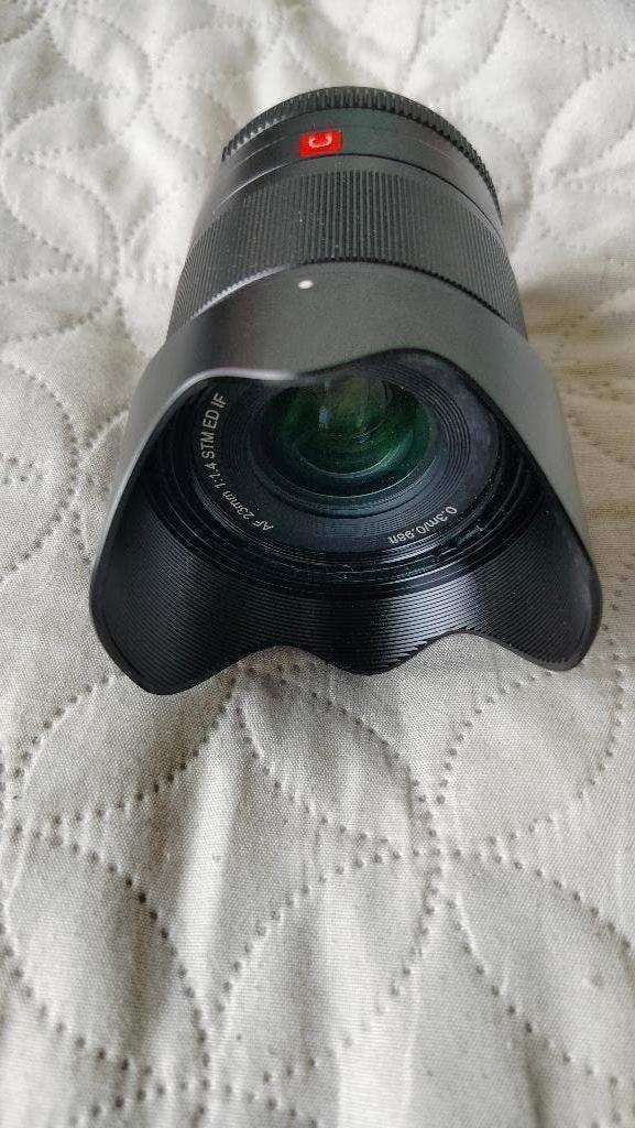 Viltrox 23 f1.4 Sony lens zgan!, Ophalen of Verzenden, Zo goed als nieuw, Standaardlens