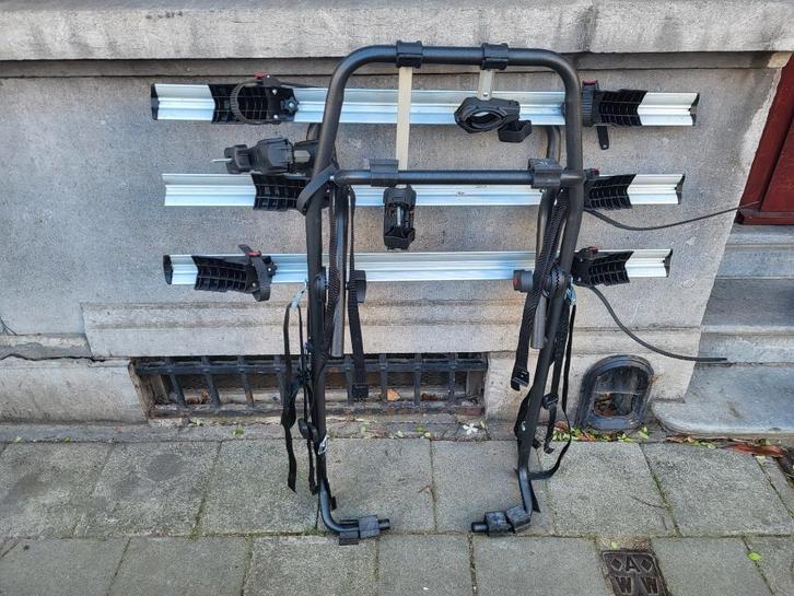 Fietsenrek Menabo Standing, Auto diversen, Fietsendragers, Zo goed als nieuw, Achterklepdrager, 3 fietsen of meer, Ophalen