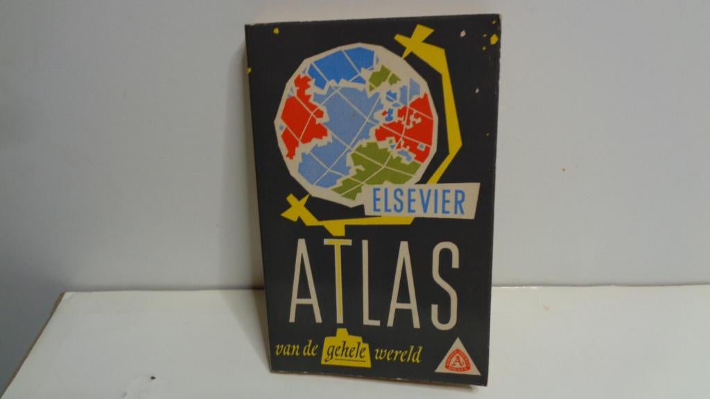 Elsevier atlas van de hele wereld, Ophalen of Verzenden, Gelezen, Wereld, Overige atlassen