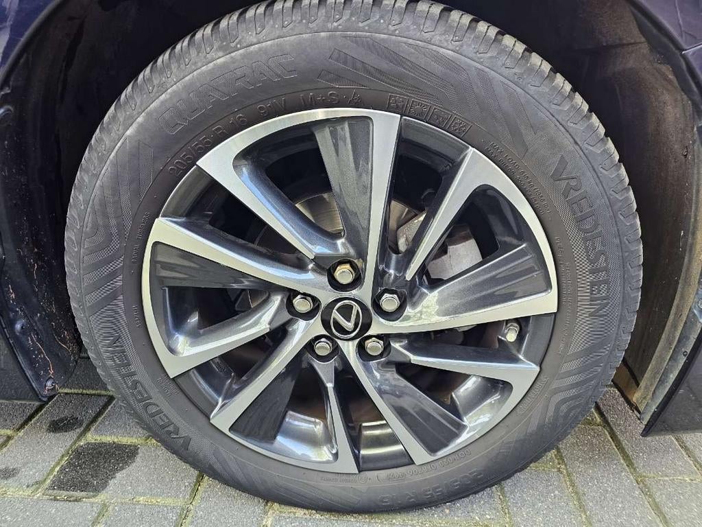Lexus CT200H velgen met all season banden, Ophalen, 16 inch, Nieuw, 205 mm