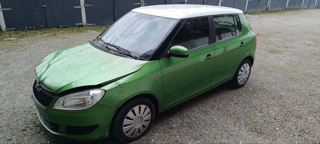 Skoda Fabia 1.2 Tdi 2010 vendue complète pour pièce, Skoda