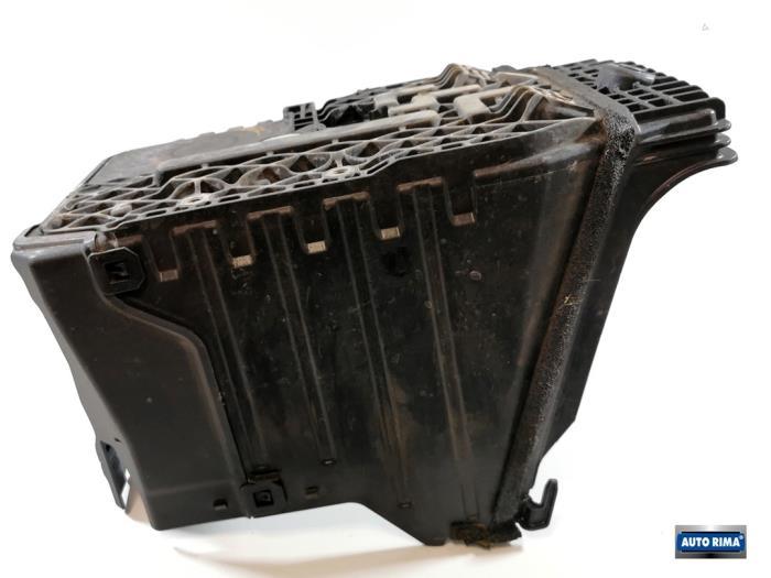 Boîtier de batterie d'un Volvo V70, -, 3 mois de garantie, -, -