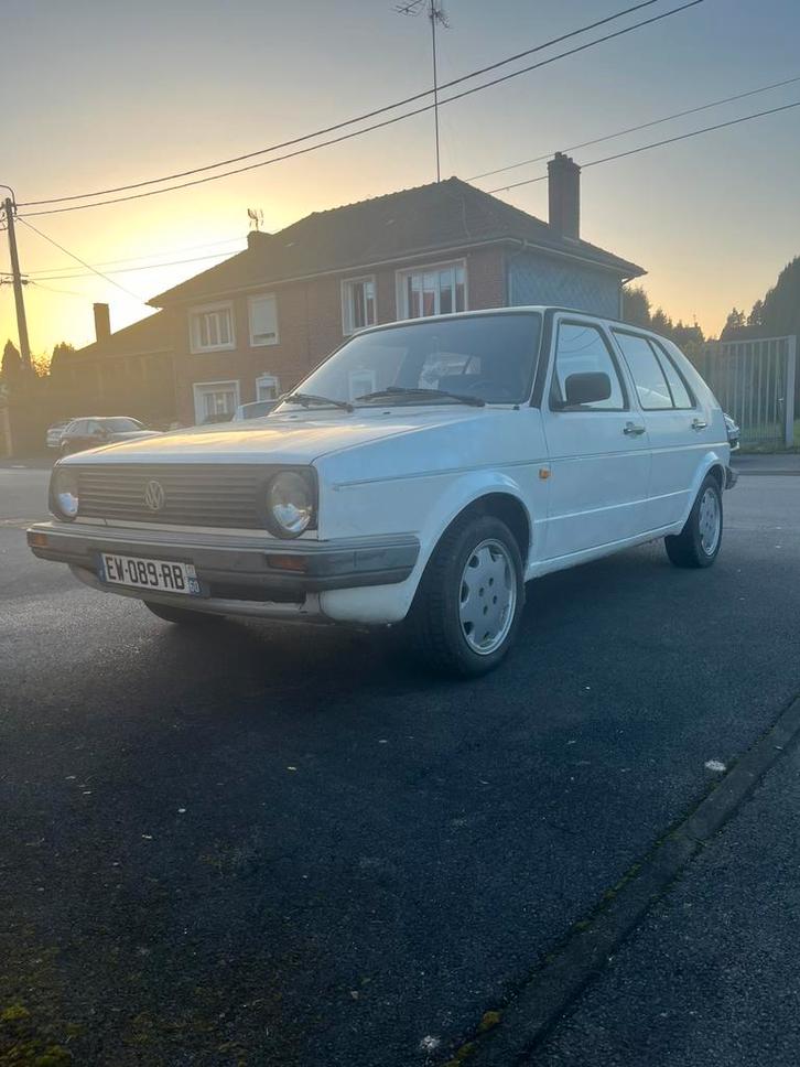 Golf 2 diesel 1.6 D 1987, Auto's, Volkswagen, Particulier, Golf, Diesel, 5 deurs, Handgeschakeld, Wit, Grijs, Ophalen