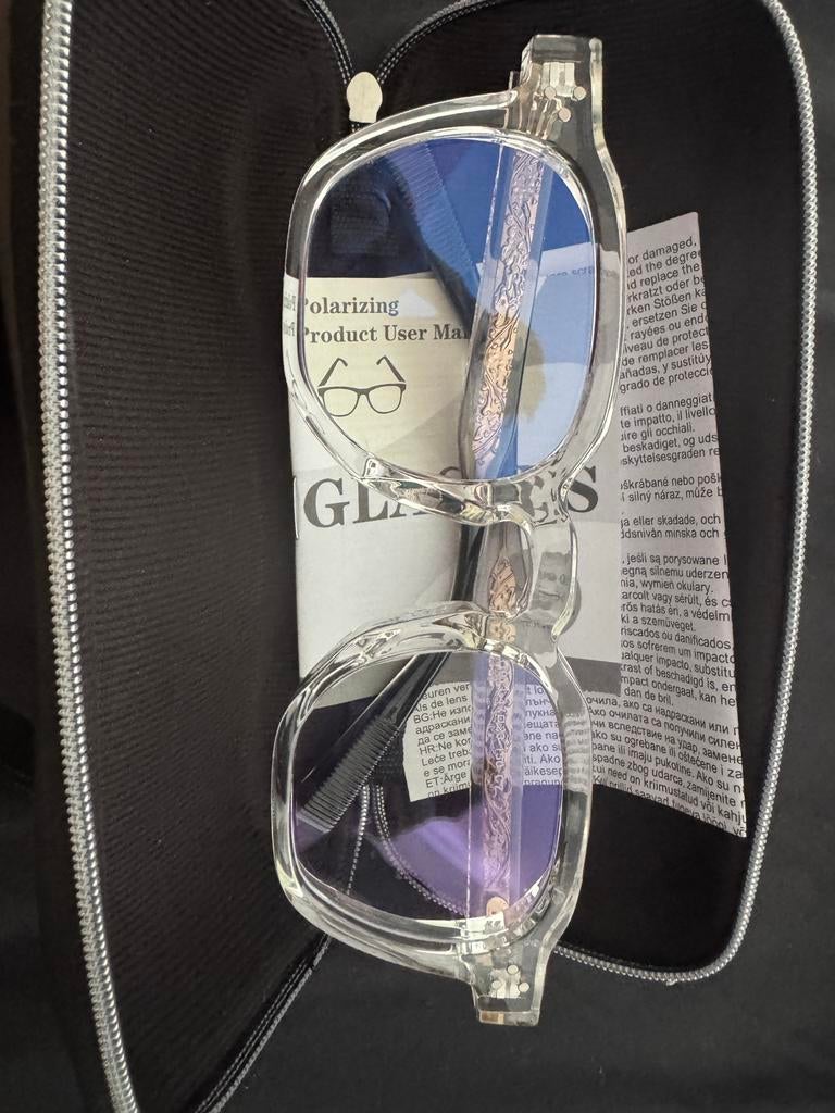 Lunette de soleil transparente caterside en polygone neuve, Bijoux, Sacs & Beauté, Lunettes de Soleil & Lunettes | Femmes, Neuf