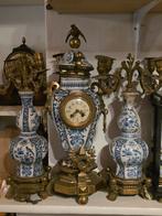 Porselein& bronzen schouwgarnituur, Enlèvement