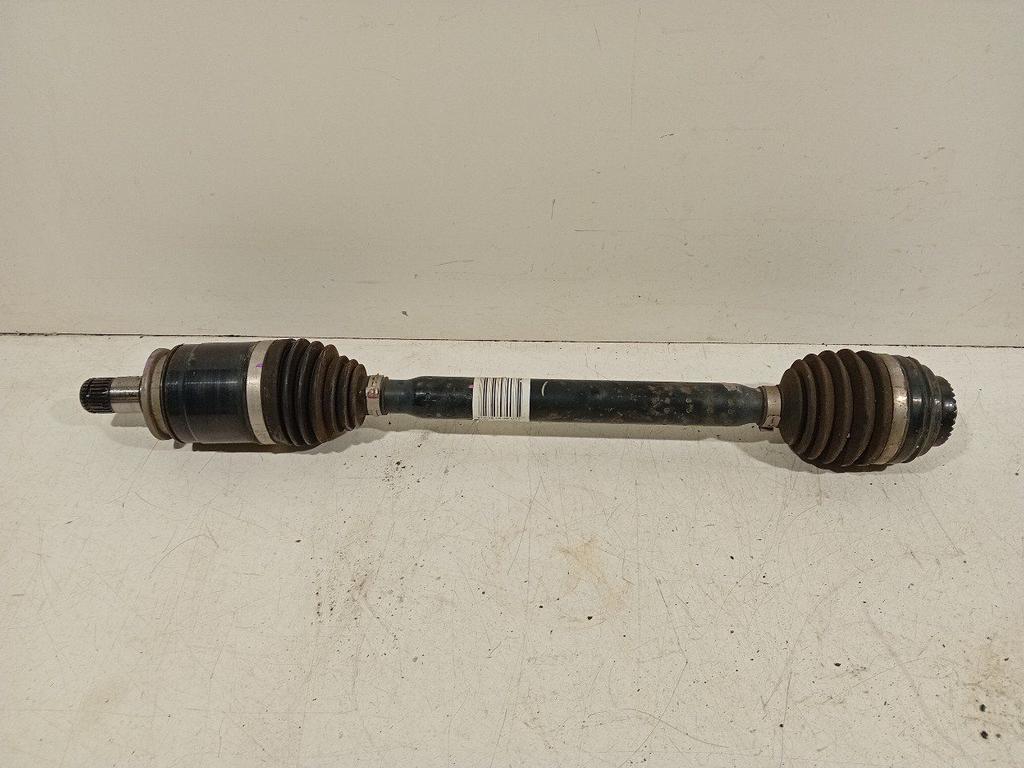 Aandrijfas links achter BMW i3, Onderdelen@venauto.nl, Van der Ven Autorecycling B.V., Gebruikt, Ettenseweg 76, 4706 PB Roosendaal, The Netherlands