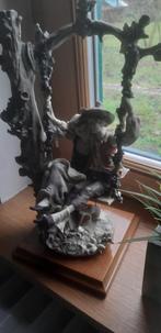 Twee oude capodimonte beelden, Enlèvement