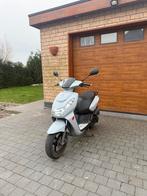 Peugeot Kisbee – A Klasse – 5400 km – 2020 – Nardo Grey, Fietsen en Brommers, Ophalen, Zo goed als nieuw
