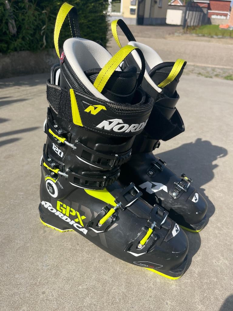 Nordica GPX 120 skibotten maat 28 - 28,5, Sport en Fitness, Skiën en Langlaufen, Ophalen, Gebruikt, Schoenen, Nordica