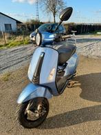 Vespa Primavera, Fietsen en Brommers, Snorfietsen en Snorscooters, Ophalen of Verzenden, Zo goed als nieuw, Vespa
