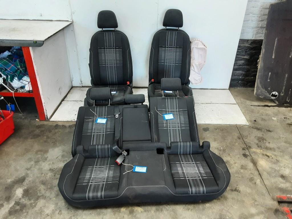 INTERIEUR COMPLET Volkswagen Golf VII (AUA), Autos : Pièces & Accessoires, Habitacle & Garnissage, Volkswagen, Utilisé