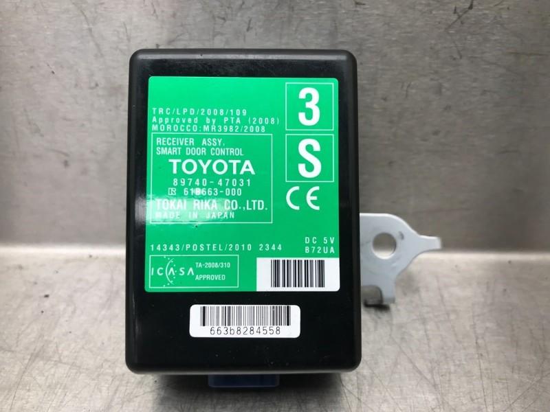 COMPUTER CENTRALE VERGRENDELING Toyota Prius Plus (ZVW4), Gebruikt, Toyota