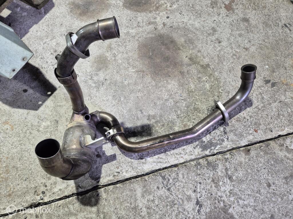 Uitlaatbocht bochten uitlaat katalysator kat Hypermotard, Gebruikt, Factorystore.service@ducati.com, Ophalen of Verzenden, Via Antonio Cavalieri Ducati, 74/5, 74/6, 40132 Bologna BO