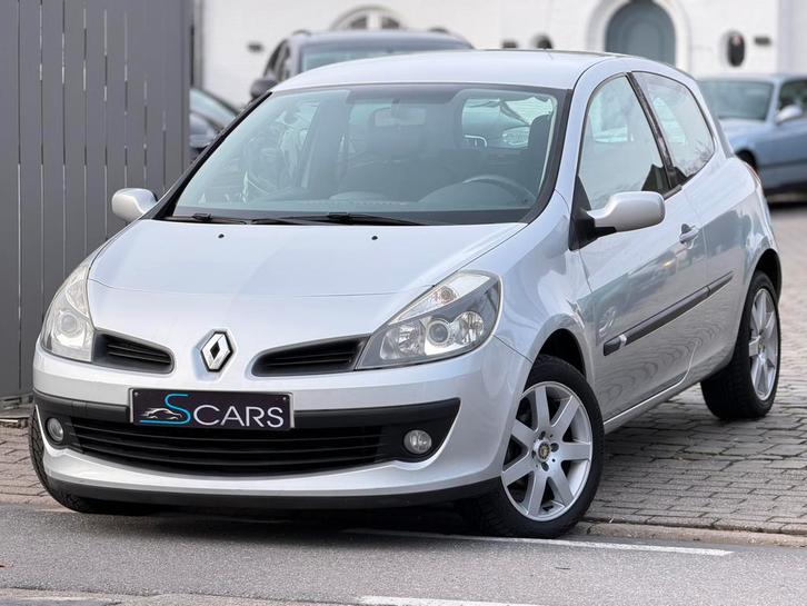 Renault Clio 1.6i ** 050.000 km ** Automatiek ** Airco **, Auto's, Renault, Bedrijf, Te koop, Clio, ABS, Airbags, Airconditioning
