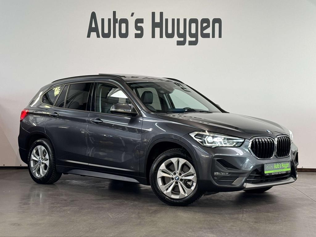 BMW X1 PHEV 1.5iA xDrive25e met panoramisch open dak!, Auto's, BMW, Gebruikt, https://public.car-pass.be/vhr/4f5dbd96-6051-45f7-8e11-174dc6fffdbf