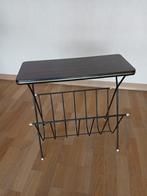 Vintage krantenrekje met tafeltje, Antiek en Kunst, Ophalen