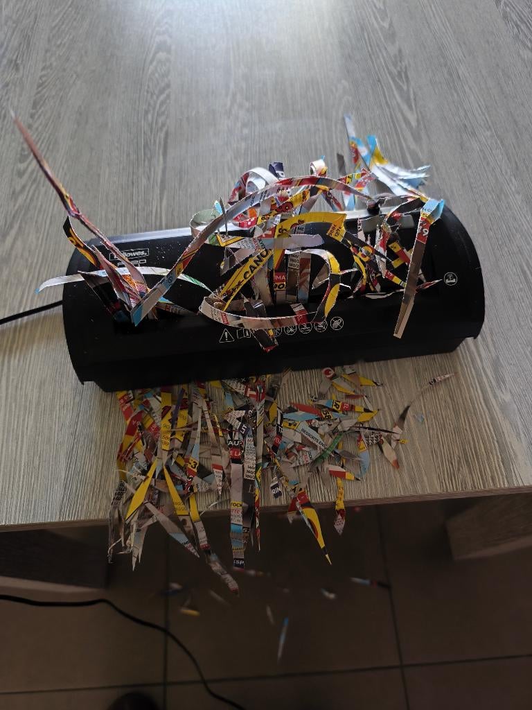 Destructeur de documents, Enlèvement ou Envoi, Comme neuf