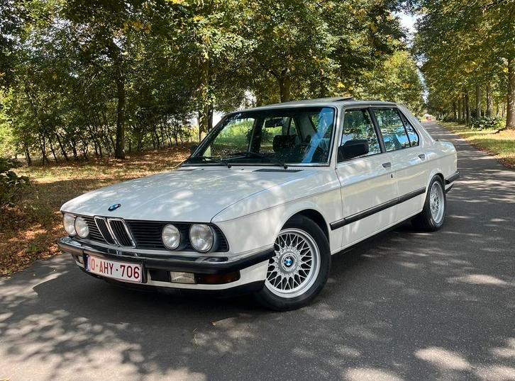 BMW E28 520i Manueel in originele staat, Auto's, BMW, Particulier, 5 Reeks, Centrale vergrendeling, Elektrische buitenspiegels