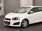 Chevrolet Aveo 2014 Benzine 1.2 Euro5 152.000KM, Auto's, Chevrolet, Euro 5, Aveo, Wit, Bedrijf