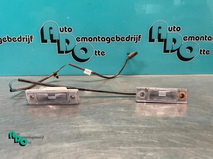 Eclairage immatriculation d'un Opel Karl (Karl 15-), Autos : Pièces & Accessoires, Éclairage, Opel, Utilisé, 3 mois de garantie