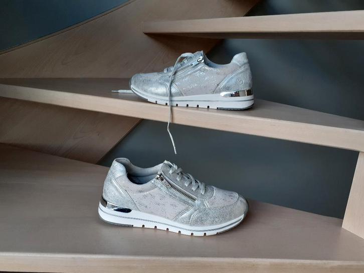 Remonte sneakers - maat 37, Kleding | Dames, Schoenen, Nieuw, Sneakers, Overige kleuren, Ophalen of Verzenden
