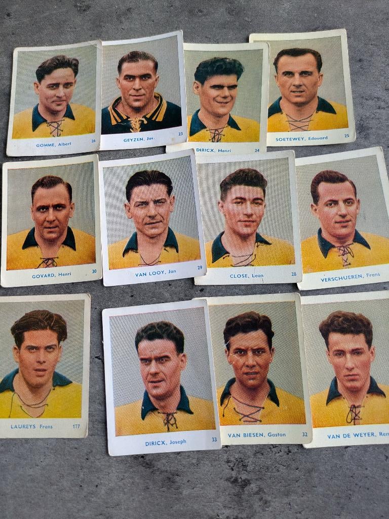 FOOTBALL UNION S.G. imprime du CHEWING-GUM BELGE 1951/52 12X, Envoi