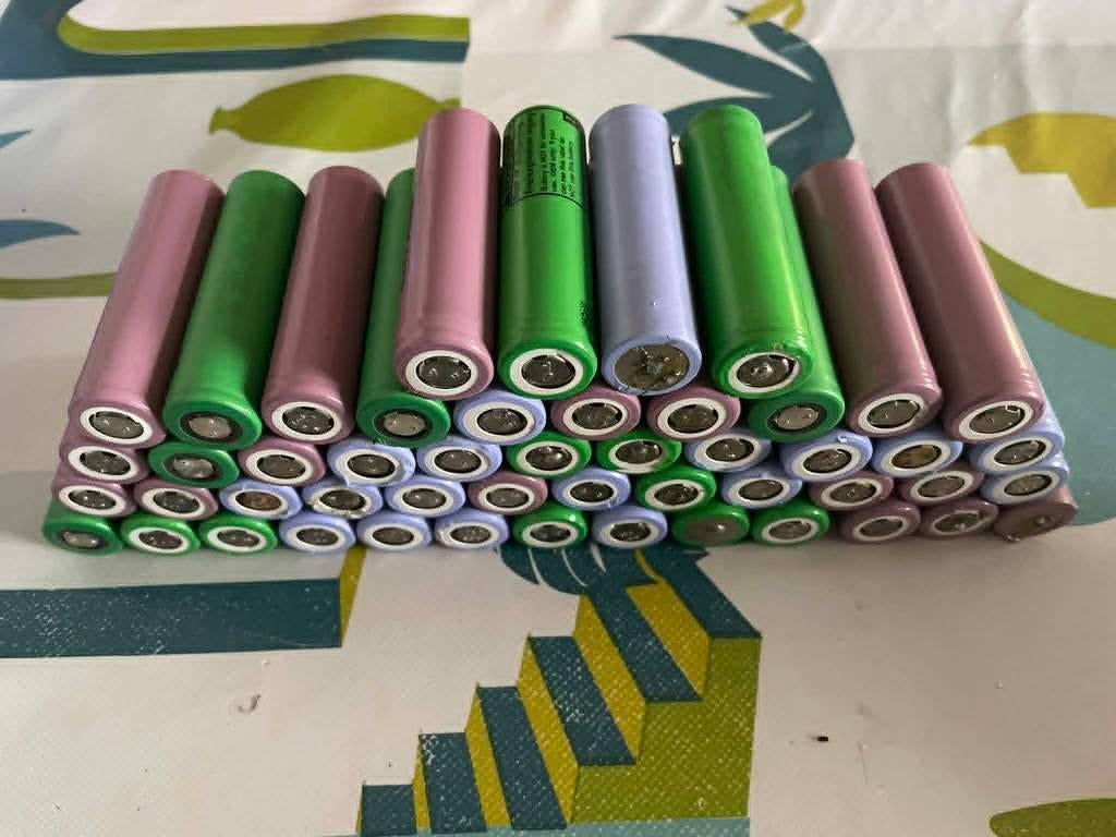 Piles Li-ion 18650, TV, Hi-fi & Vidéo, Batteries, Enlèvement, Utilisé, Rechargeable