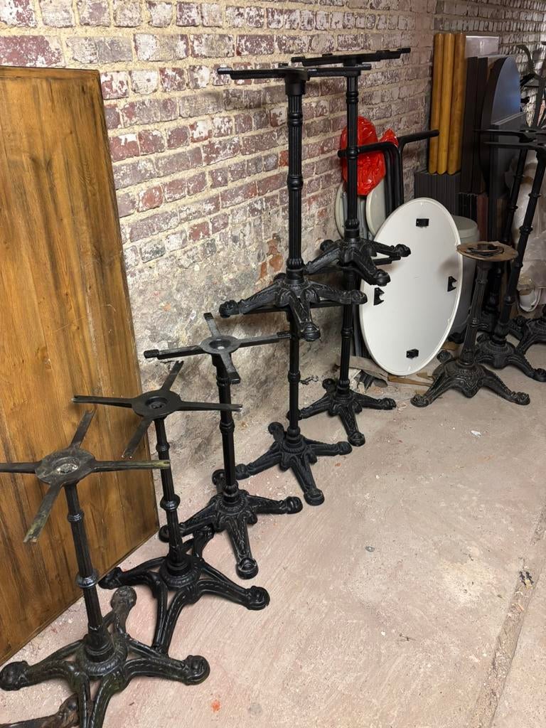 Pieds de table et plateaux de table, Maison & Meubles, Enlèvement, Utilisé, Métal, Pied de table