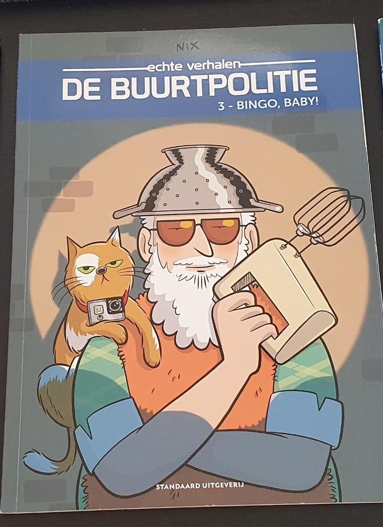 2 strips van de buurtpolitie, Boeken, Stripverhalen, Gelezen, Ophalen of Verzenden