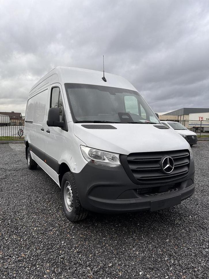 Mercedes-Benz Sprinter 319 CDI GB L2 RWD 9G-TRONIC 3.5T, Autos, Camionnettes & Utilitaires, Entreprise, Achat, Verrouillage central