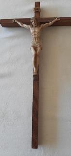 Houten kruisbeeld, Collections, Religion, Enlèvement ou Envoi