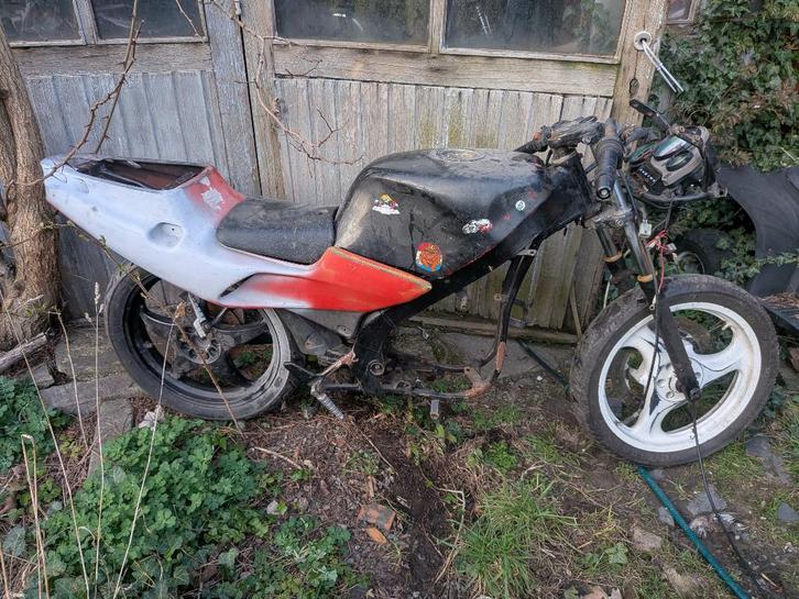 aprilia af1 50cc, Fietsen en Brommers, Brommers | Oldtimers, Overige merken, Klasse B (45 km/u), Ophalen